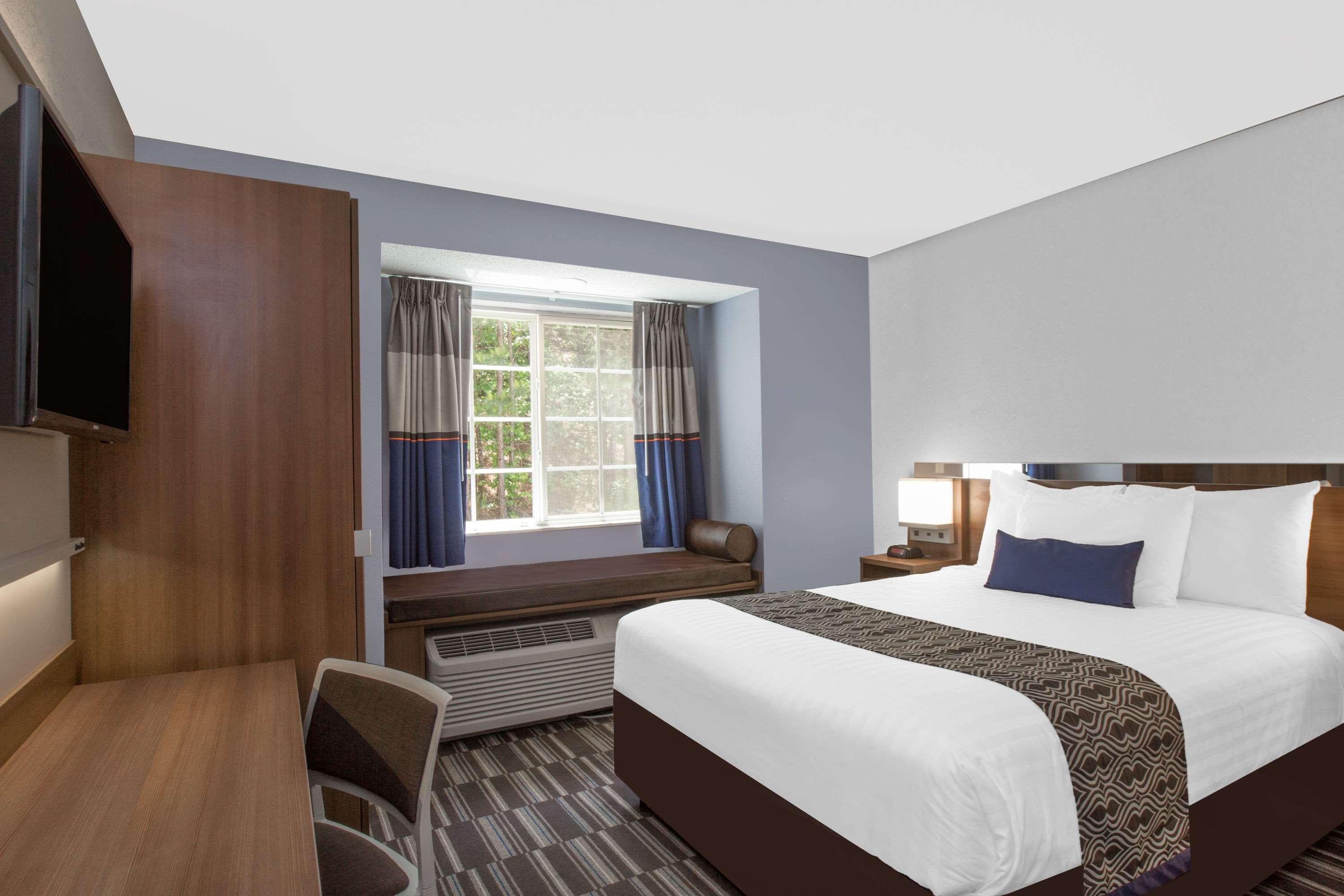 Microtel Inn & Suites By Wyndham Gardendale Exteriér fotografie